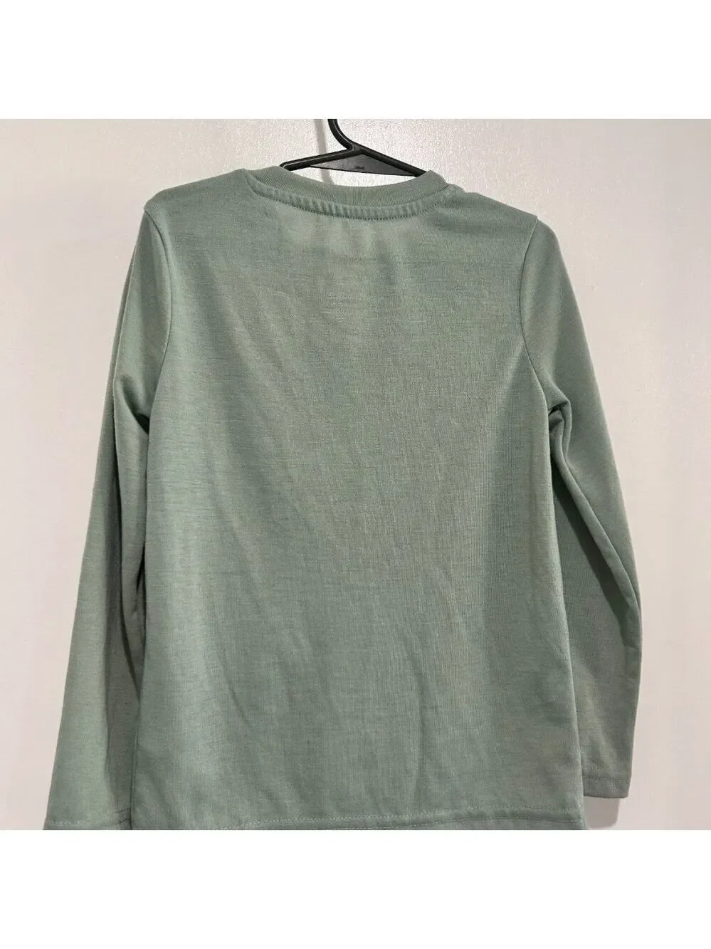 5 for $10 Boy's Wonder Nation Long sleeved graphic shirt Size XS (4-5)